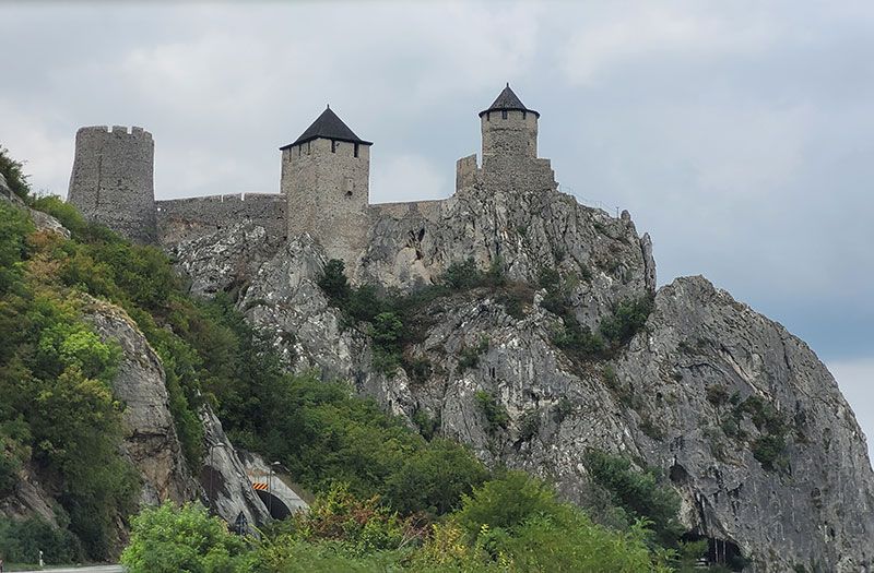 My girlfriend and I are especially fascinated by castles from the middle ages. Luckily Europe doesn't have a shortage of those and when we visit them we always feel like we are collecting them in our memory. This one is in Serbia near the Djerdap National Park